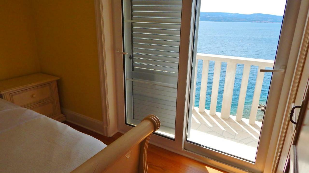 Seafront Apartments Nemira Omis Omiš Exterior foto