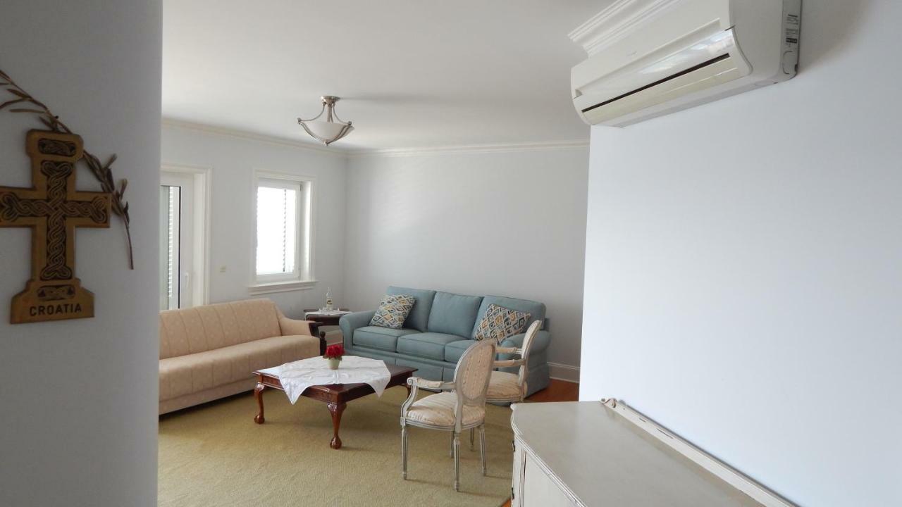 Seafront Apartments Nemira Omis Omiš Exterior foto